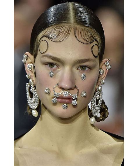 gucci septum piercing|The return of the septum piercing .